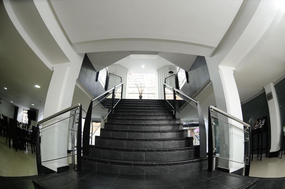 El Porton De San Joaquin Hotel Меделин Екстериор снимка