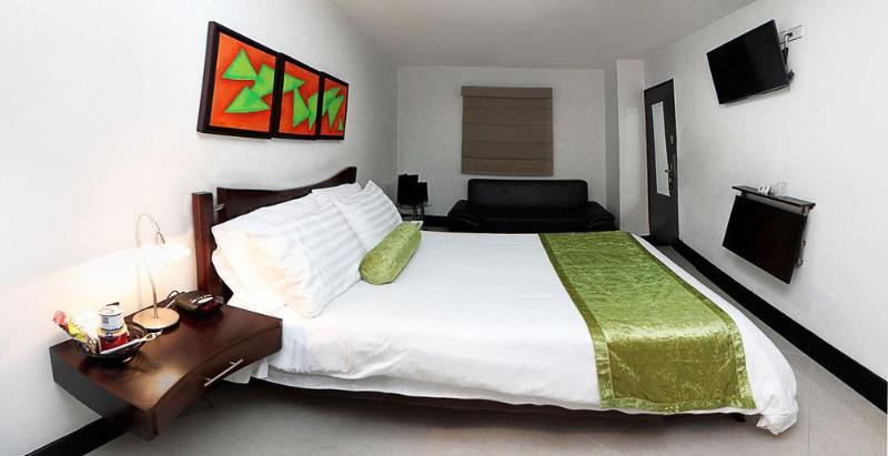 El Porton De San Joaquin Hotel Меделин Екстериор снимка