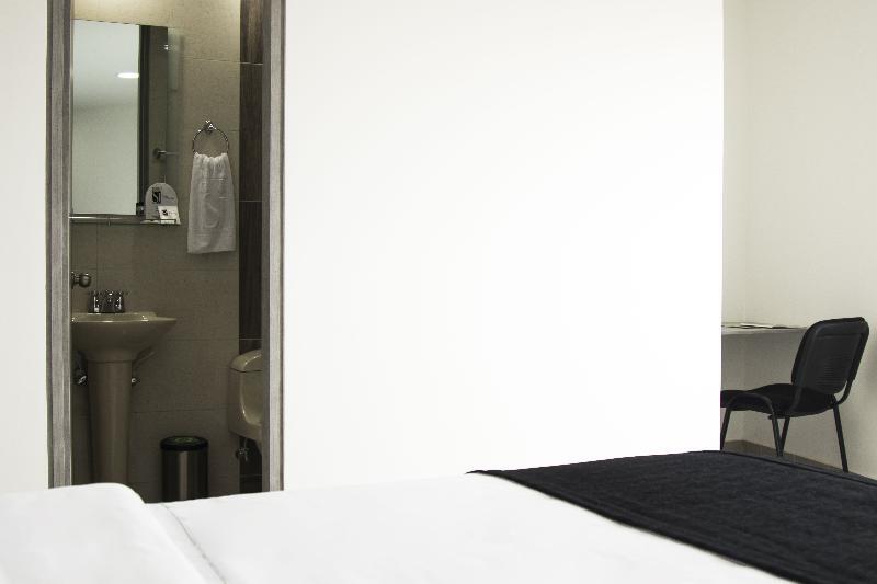 El Porton De San Joaquin Hotel Меделин Екстериор снимка